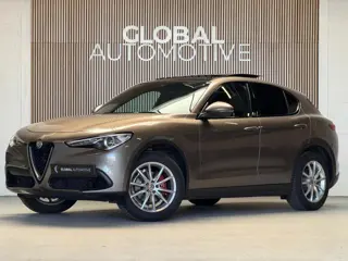 Alfa Romeo Stelvio 2.0 T AWD Super - 280PK - PANORAMADAK- SPORTSTOELEN - HARMAN KARDON