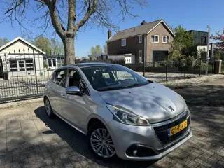 Peugeot 208 1.6 HDI PANO CAMERA CLIMA SENSOR FULL
