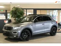 Volkswagen T-Roc 1.5 TSI DSG 2 x R-Line Pano Led Virtual Keyless