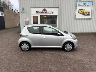 Toyota Aygo 1.0 VVT-i Comfort 5 DEURS AIRCO KM 168263-4500E