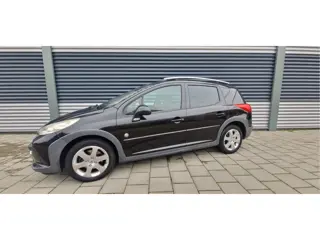 Peugeot 207 SW Outdoor climatronic, trekhaak nieuwe apk 1.6 VTi XS