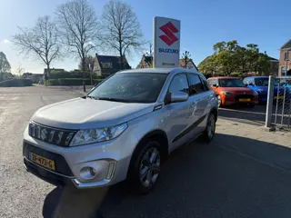 Suzuki Vitara 112 PK Boosterjet Select AUTOMAAT // Trekhaak // Stootlijst // Goed onderhouden Vitara