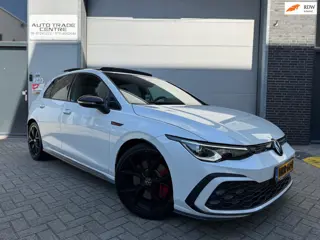 Volkswagen GOLF 2.0 TSI GTI [ Pano | IQ.Light | H&K | 19" | Dodehoek | Draadloos laden]