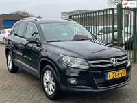 Volkswagen Tiguan 1.4 TSI Sport&Style Airco cruis control parkeer sensor.