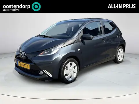 Toyota Aygo 1.0 VVT-i x-play **NAVIGATIE/ AIRCO/ BEGRENZER**