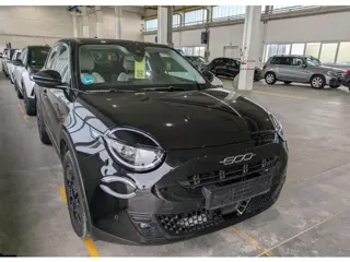 Fiat 600 1.2 Hybrid ICON (bj 2024, automaat)