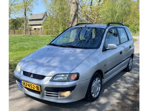 Mitsubishi Space Star Automaat 1.6 Family (bj 2004)
