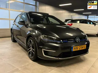 Volkswagen Golf 1.4 TSI GTE Highline | Panoramadak | Leder