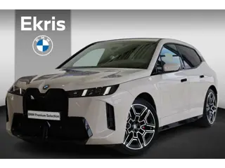 BMW iX xDrive60 | M Sportpakket Pro | Harman/Kardon | Driving Assistant Professional | Trekhaak