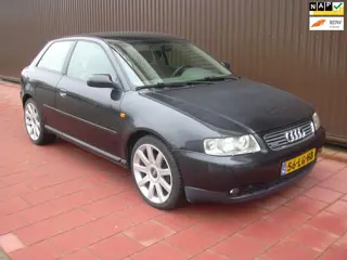 Audi A3 1.8 5V Turbo quattro Attraction