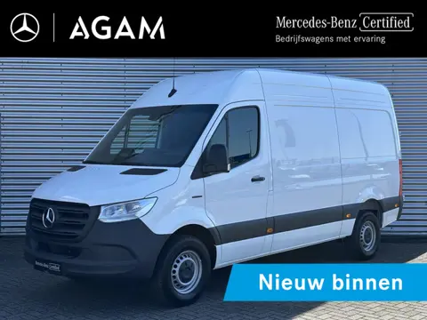 Mercedes-Benz eSprinter 314 L2H2 Pro 81kWh Wltp 296km Apple Carplay Navigatie Snelladen Veel voordee