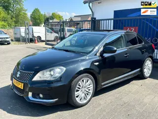 Suzuki Kizashi 2.4 Sport / SCHUIF - KANTELDAK / KEYLESS / STOELVERWARMING / MEMORY