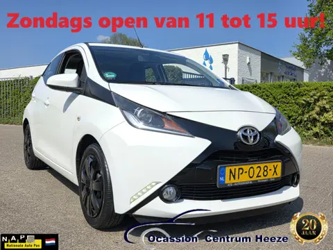 Toyota Aygo 1.0 VVT-i x-Wave CabrioTop! 1e Eig! Camera! Navi! Zondag OPEN!