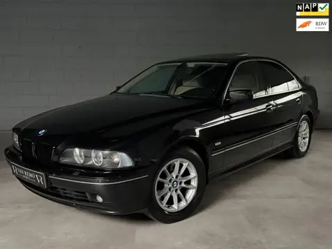 BMW 5-serie 530i Edition|Carplay|Clima|Cruise|Schuif-Dak|Leder|Xenon|Orig NL|Nap!