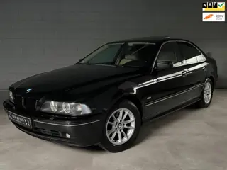 BMW 5-serie 530i Edition|Carplay|Clima|Cruise|Schuif-Dak|Leder|Xenon|Orig NL|Nap!