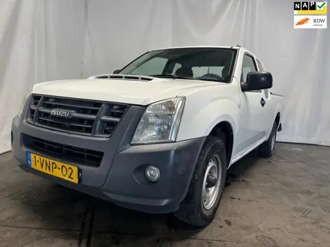 Isuzu D-Max 2.5 Single Cab L standaard - Schade - BTW