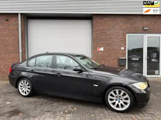 BMW 3-serie 320i High Executive|AUTOMAAT|AIRCO|NIEUWE APK