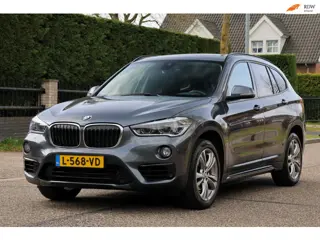 BMW X1 SDrive18i High Executive | PANO | NAVI | CLIMA | CRUISE | LEDER | TREKHAAK | ZEER MOOIE GOED 