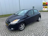 Peugeot 208 1.2 VTi Blue Lease Executive , Trekhaak, Stoelverwarming