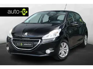 Peugeot 208 1.2 VTi Envy / Trekhaak