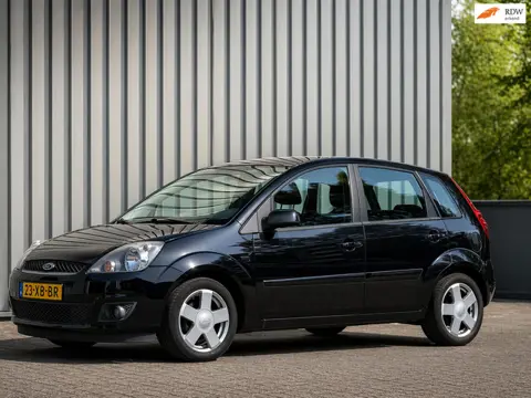 Ford Fiesta 1.3-8V Futura / 5drs + Airco / Nwe APK!