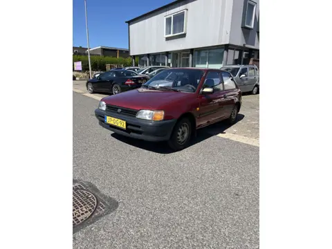 Toyota Starlet 1.3i Zeer nette roest vrije en goed rijdende Starlet Apk 13-03-2027