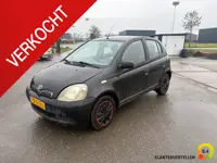 Toyota Yaris 1.0-16V VVT-i Sol Geinig voor weinig!