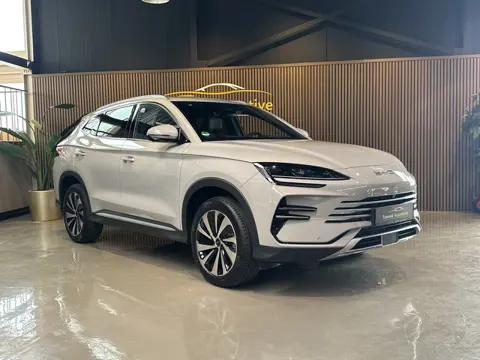 BYD SEAL U 1.5 DM-i FWD Boost Head up Panorama Volledig leer el stoelen Navigatie Cruise Control