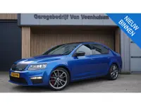 Skoda Octavia RS 2.0 TSI 220pk Limousine Pano.Dak Schaalstoelen *Black Optik* Leder Canton Sound 18i