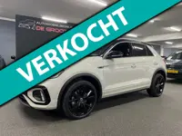 Volkswagen T-Roc 1.5 TSI Sport Business R/ Automaat/ Parkeersensoren/ Achteruitrijcamera/ 110KW