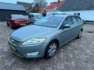 Ford Mondeo Wagon 2.0-16V Titanium - VERBRUIKT OLIE - MOTORSTORING -