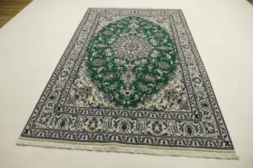 Nain - Tapijt - 236 m - 165 m