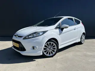Ford Fiesta 1.25 Trend AIRCO SPOILER 3 DEURS (bj 2010)