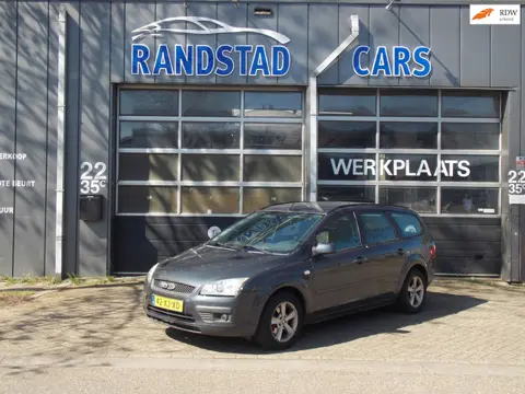 Ford Focus Wagon 1.6-16V Trend Zeer nette