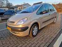Citroen Xsara Picasso 1.8i-16V Différence 2