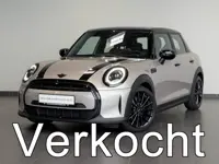 MINI 1.5 Cooper Steptr.Aut.-7 ** LED, NAVI+, PANORAMA, HuD, HALF-LEDER, KEYLESS, CAMERA ** 1e EIG - 