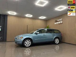 Volvo V50 2.4 Edition II * Automaat / Trekhaak / Cruise control / LM Velgen / NL Auto *