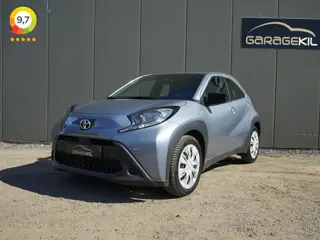 Toyota Aygo X 1.0-l-VVT-i Business Dealeronderh. / Smartphone Integratie / DAB radio / Achteruitrijc