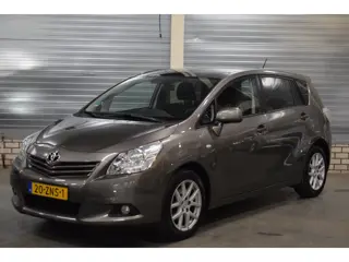 Toyota Verso 1.8 VVT-i Business Titanium Dealer onderhouden+ Panoramadak|Achteruitrijcamera|Navigati