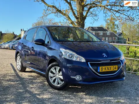 Peugeot 208 1.2 VTi Envy | Navi + Airco + Cruise nu € 4.975,-!!