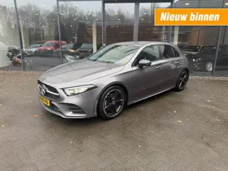 MERCEDES-BENZ A-KLASSE 180 AMG Line,LED,Widescreen,BLIS,Cam,Stoelverw,Lane Ass.,Carplay,Clima,Cruise