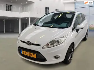 Ford Fiesta 1.6 Ghia NAVI AIRCO 2 X SLEUTELS BOEKJES