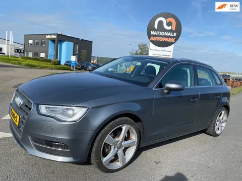 Audi A3 Sportback | 2013 | 1.6 TDI Ambition Pro Line S | Top Auto | APK
