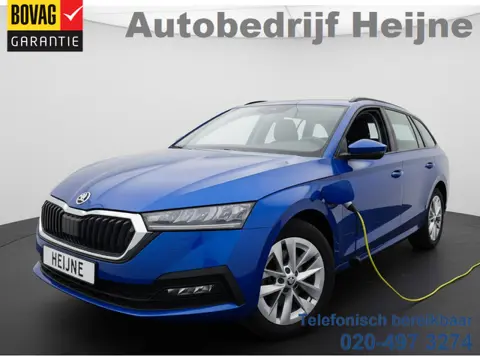 Škoda Octavia Combi TSI iV 204PK PHEV BUSINESS EDITION TREKHAAK/NAVI/CARPLAY