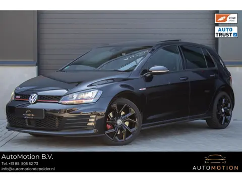 Volkswagen Golf 7 2.0 TSI GTI PANO CAMERA LEDER ELEKTRISCHE STOELEN