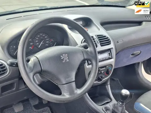 Peugeot 206 €1149,-1.1 X-Design Apk 1 Jaar 2027 Aircondition