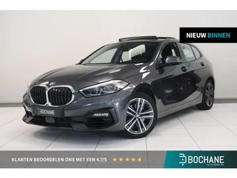 BMW 1-serie 118i Executive Edition | Panoramadak | Sportline | AppleCarplay AndroidAuto | Navi |