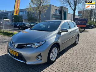 Toyota Auris 1.8 Hybrid Aspiration - DEALER ONDERHOUDEN !