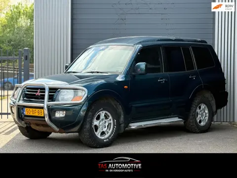 Mitsubishi Pajero 3.2 Di-D GLS LB HR Side Window AUTOMAAT