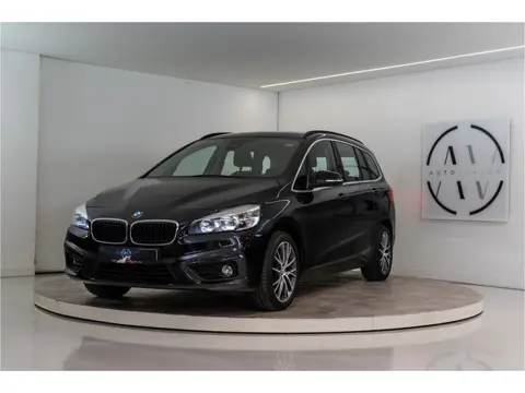 BMW 2 Serie Gran Tourer 218i Luxury 7 persoons 136PK | Trekhaak | Navi | AC | Stoelverw. | PDC